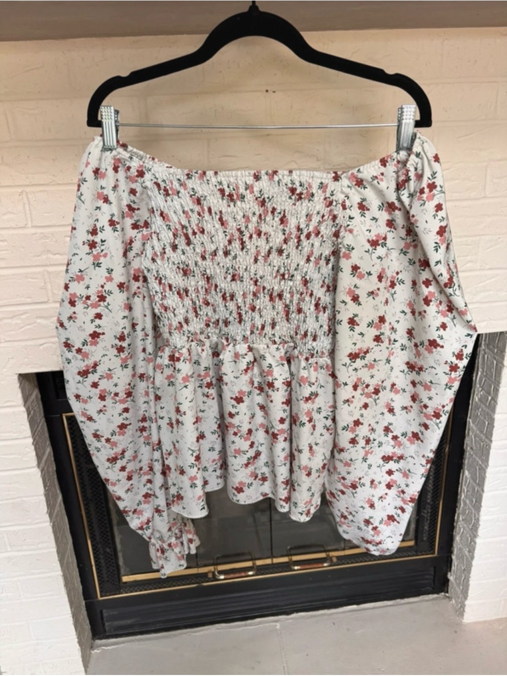 SHEIN White Mini Skirt with Red Floral Print